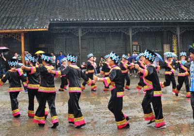 湘西少數(shù)民族苗族的傳統(tǒng)節(jié)日有哪些？